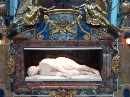 Statue de sainte Cécile, dans "sa" basilique, au Transtévère